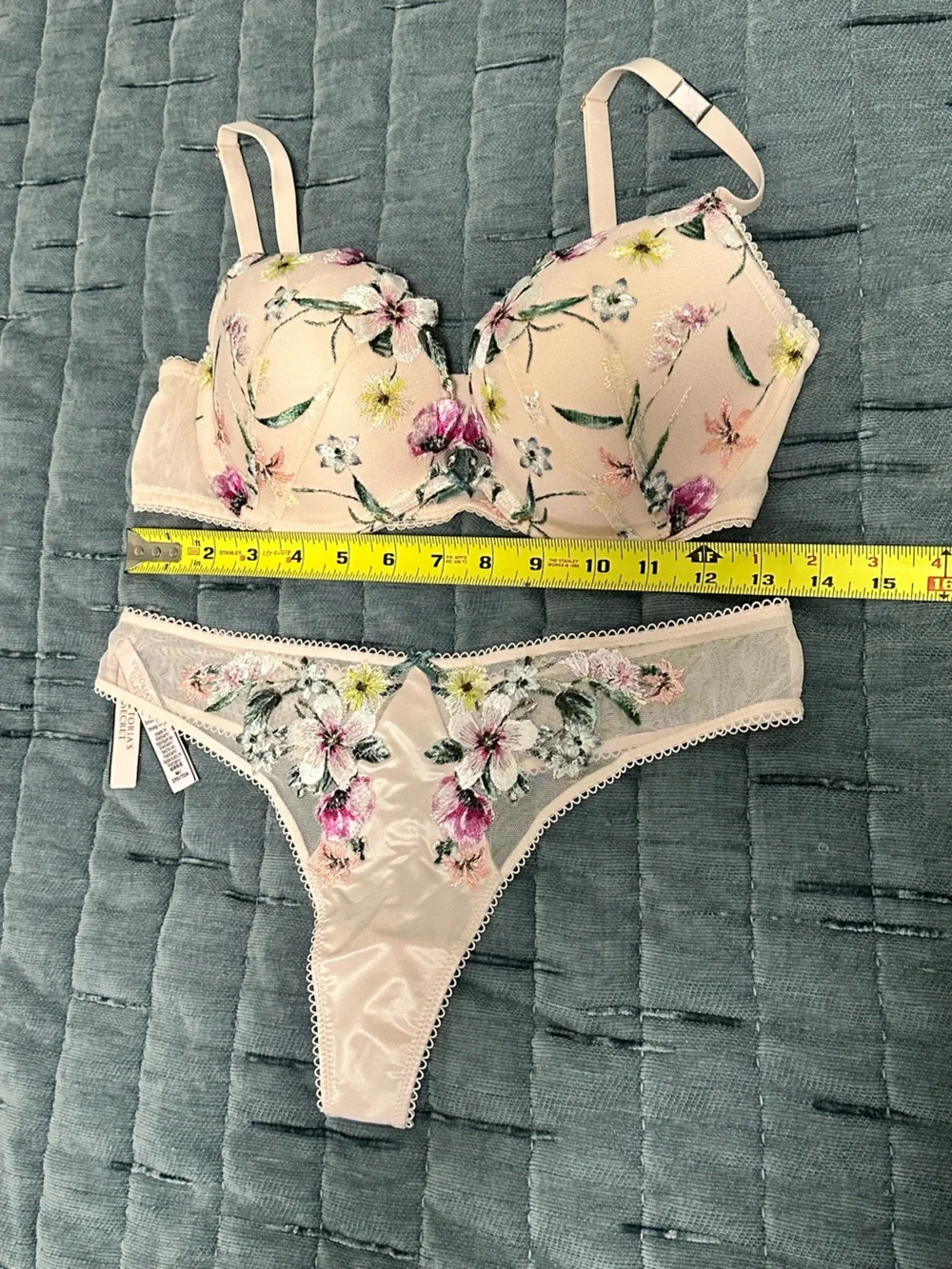 Victoria's Secret Dream Angels Floral Embroidered Set